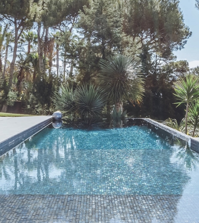 Resa Estates Ibiza can Viv tourist license sale koop pool side 2.jpg